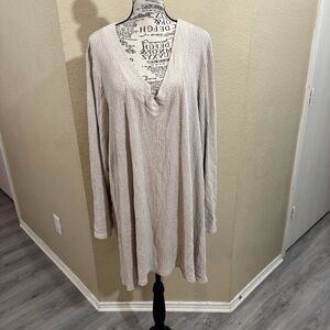 Lane Bryant Cream V-Neck‎ Tunic